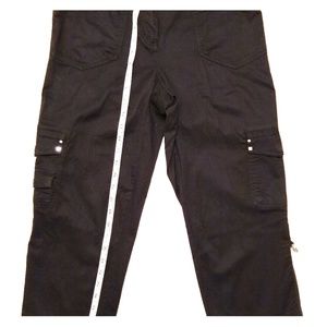 White House/Black Market Capris pants